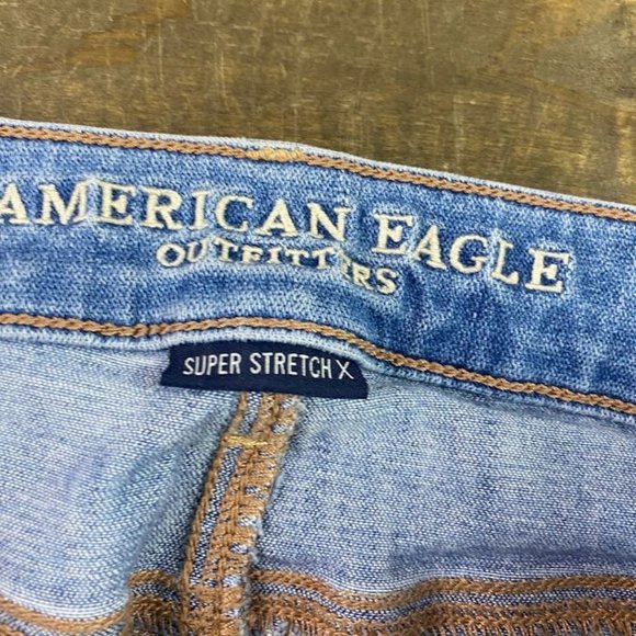 American Eagle Super Stretch X Mid Rise Jegging Busted Knees Sz. 4 w/ 29" Inseam - Picture 5 of 10